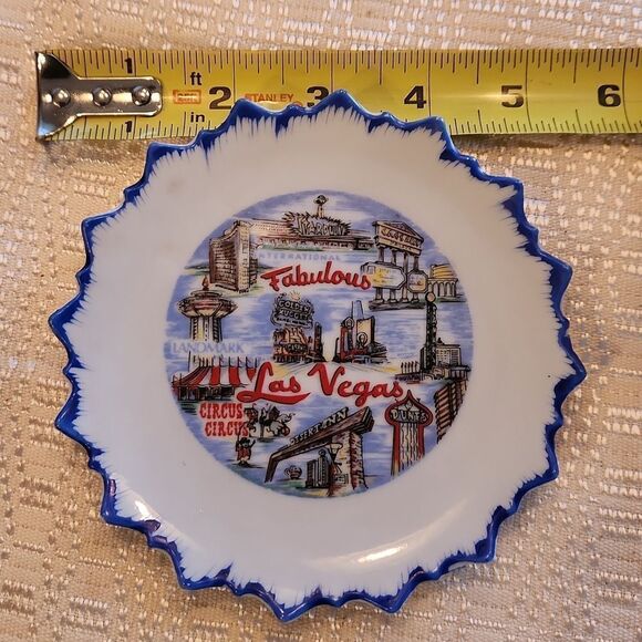 Fabulous Las Vegas vintage souvenir plate. - Picture 5 of 5